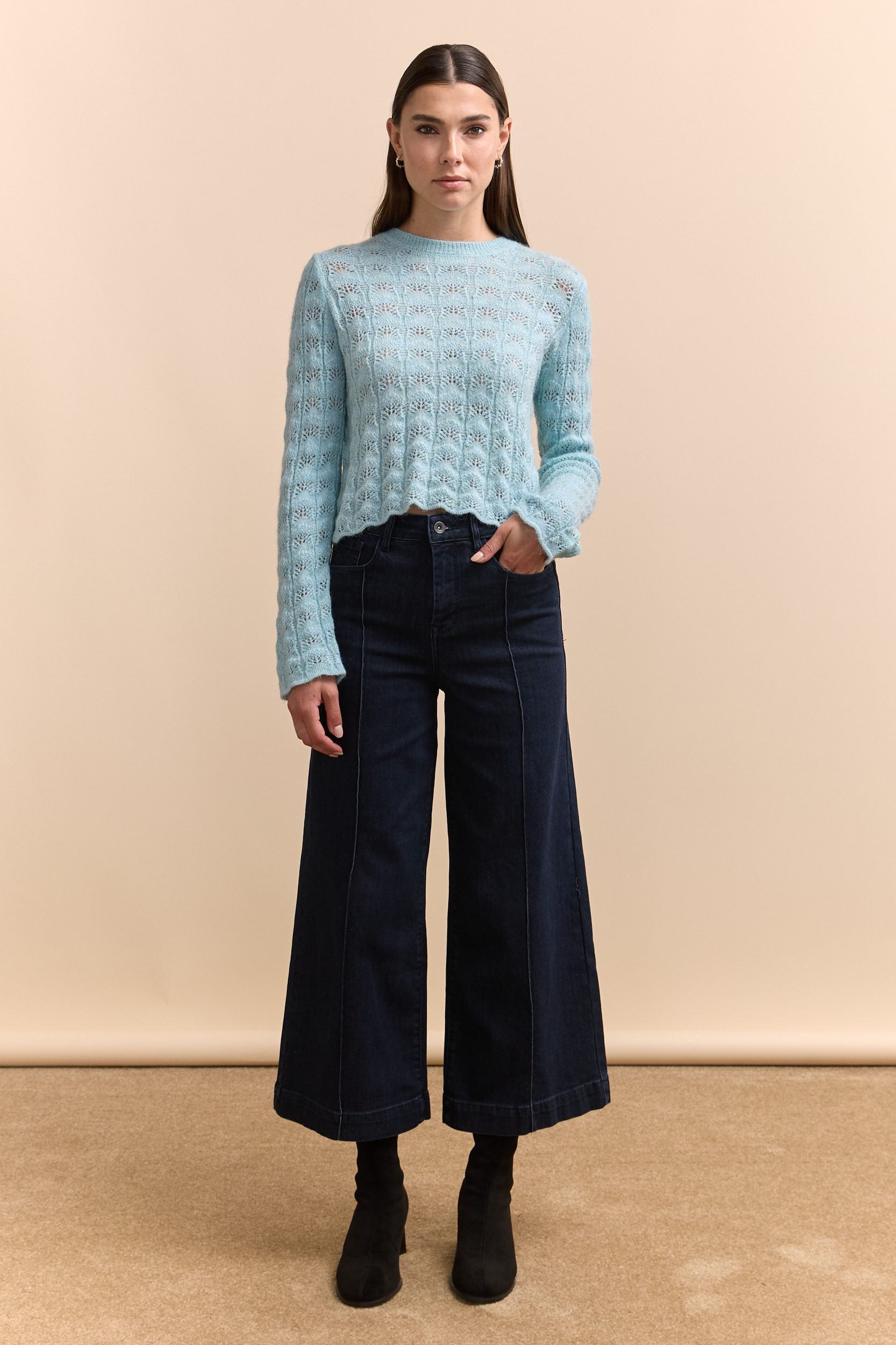 Jean écourté jambe large à taille haute