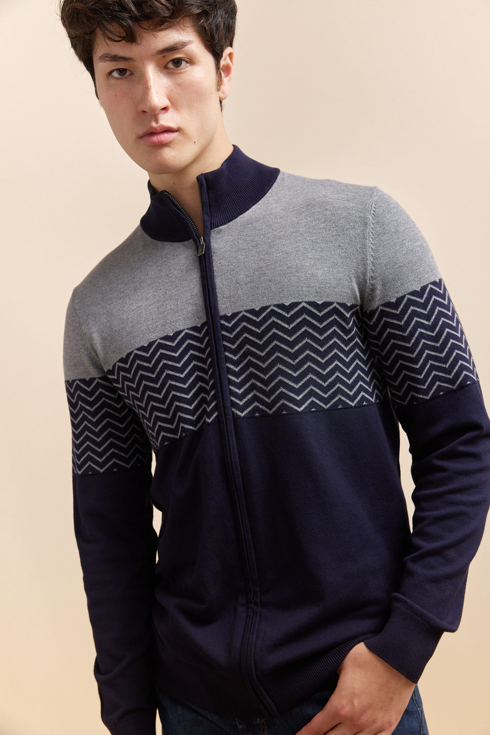 Cardigan à zip blocs de couleurs chevrons