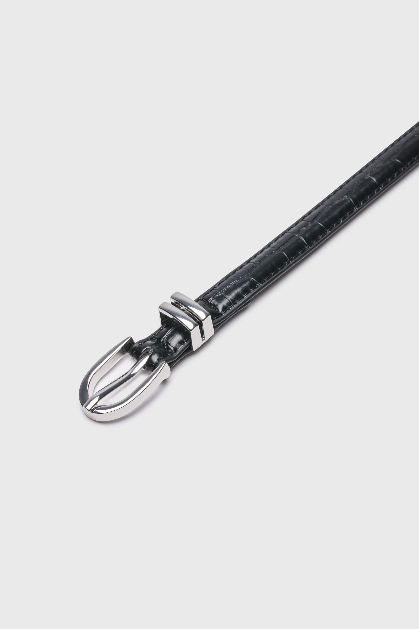 Faux croc skinny belt