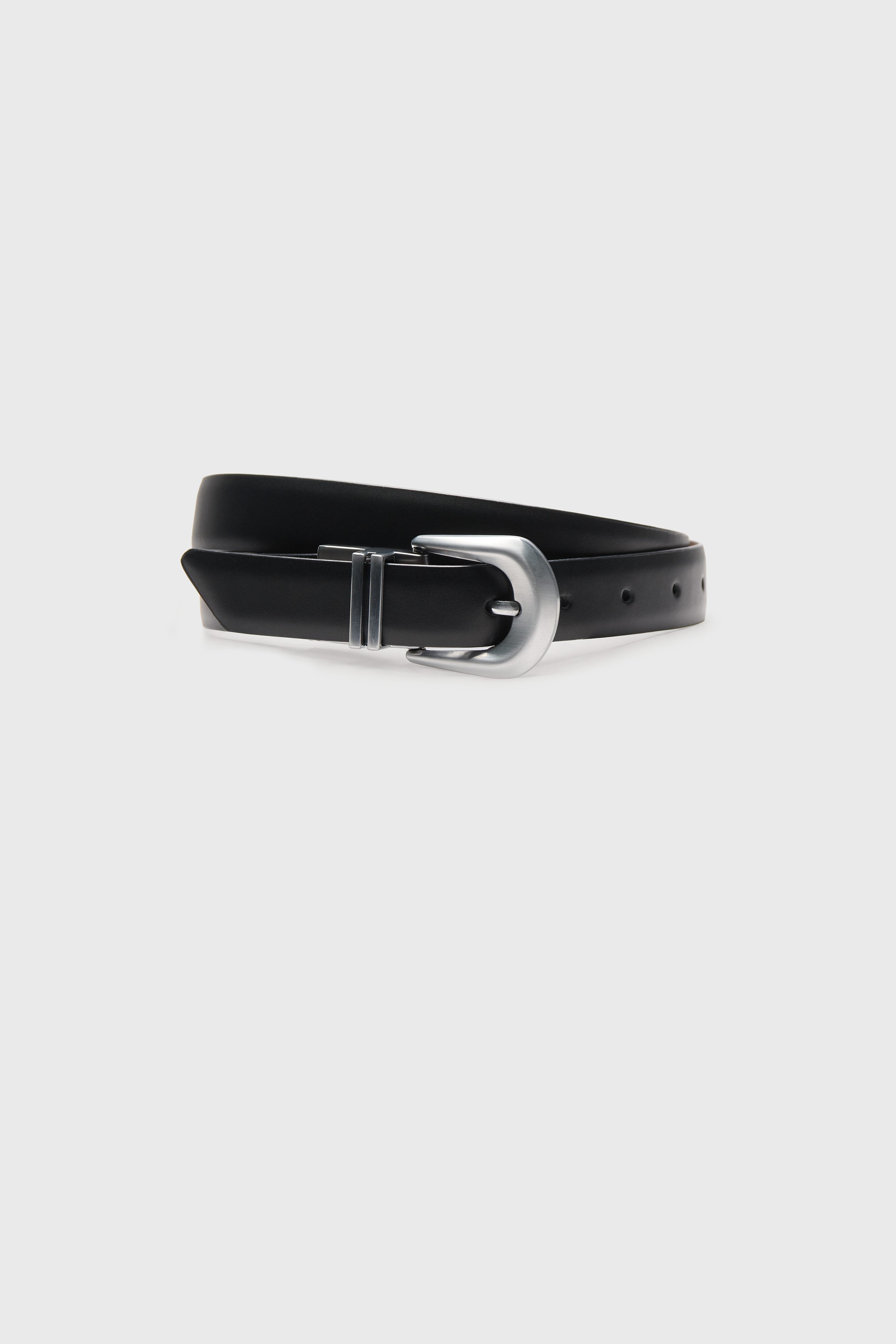Reversible belt