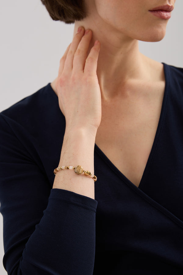 Stretch bracelet with semi precious stones