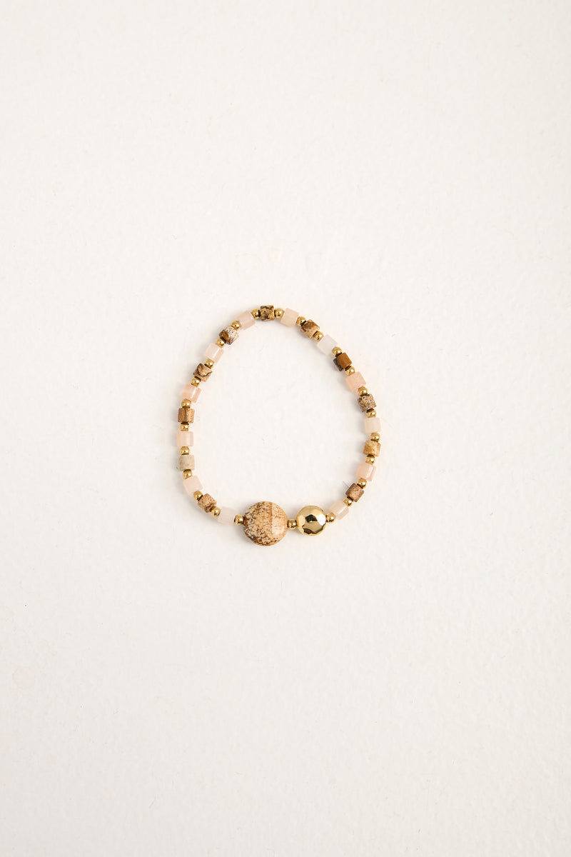 Stretch bracelet with semi precious stones