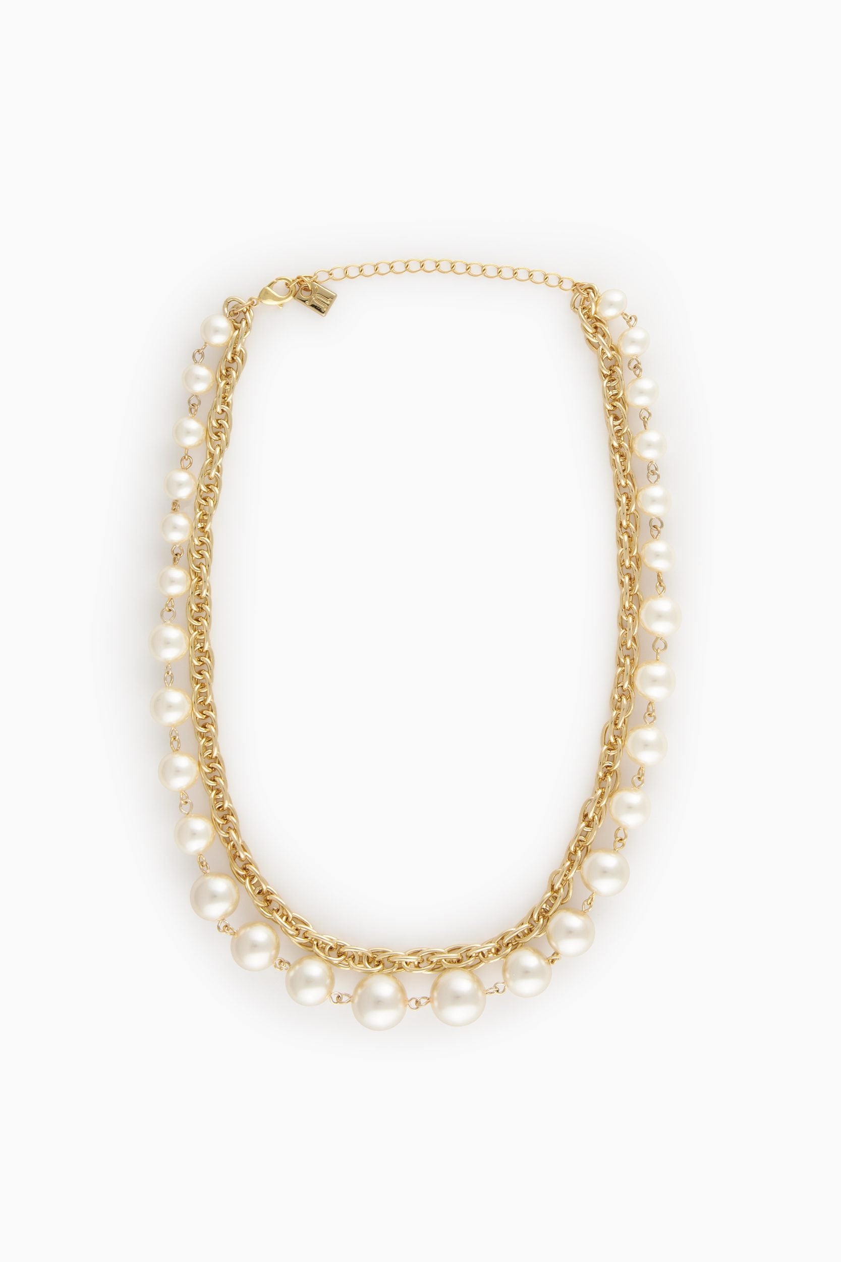 Chain and pearl necklace