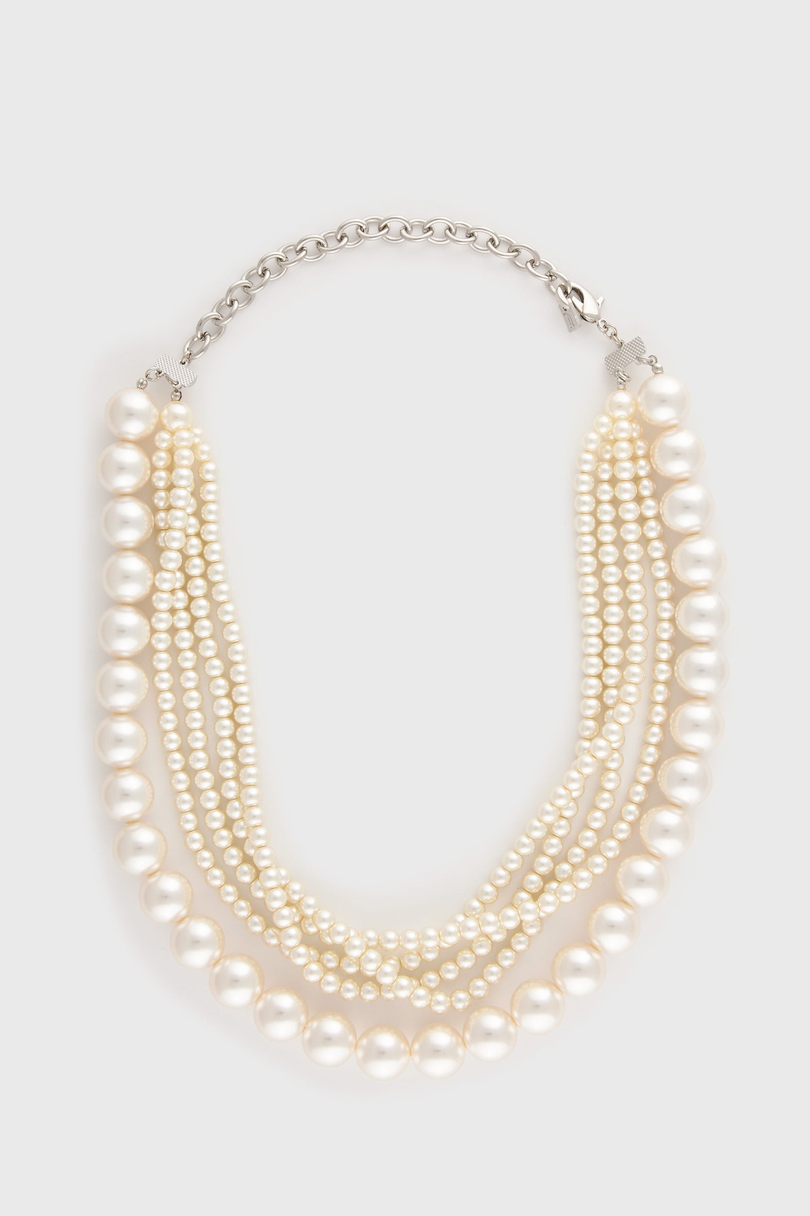 Multi layer pearl necklace