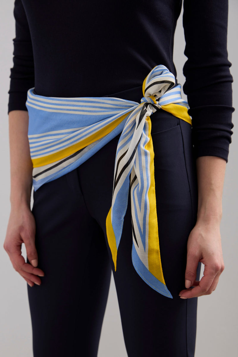 Multi-stripe scarf
