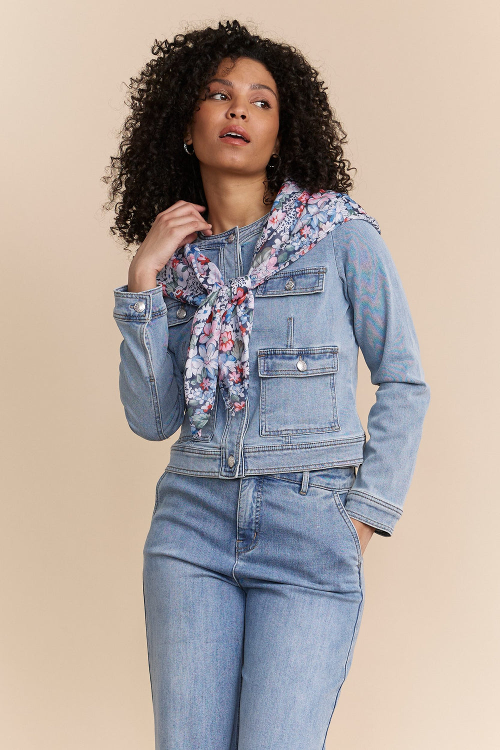 Foulard motif floral