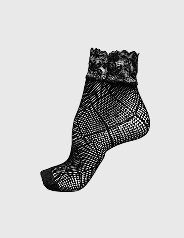 Polka dot fishnet socks with lace