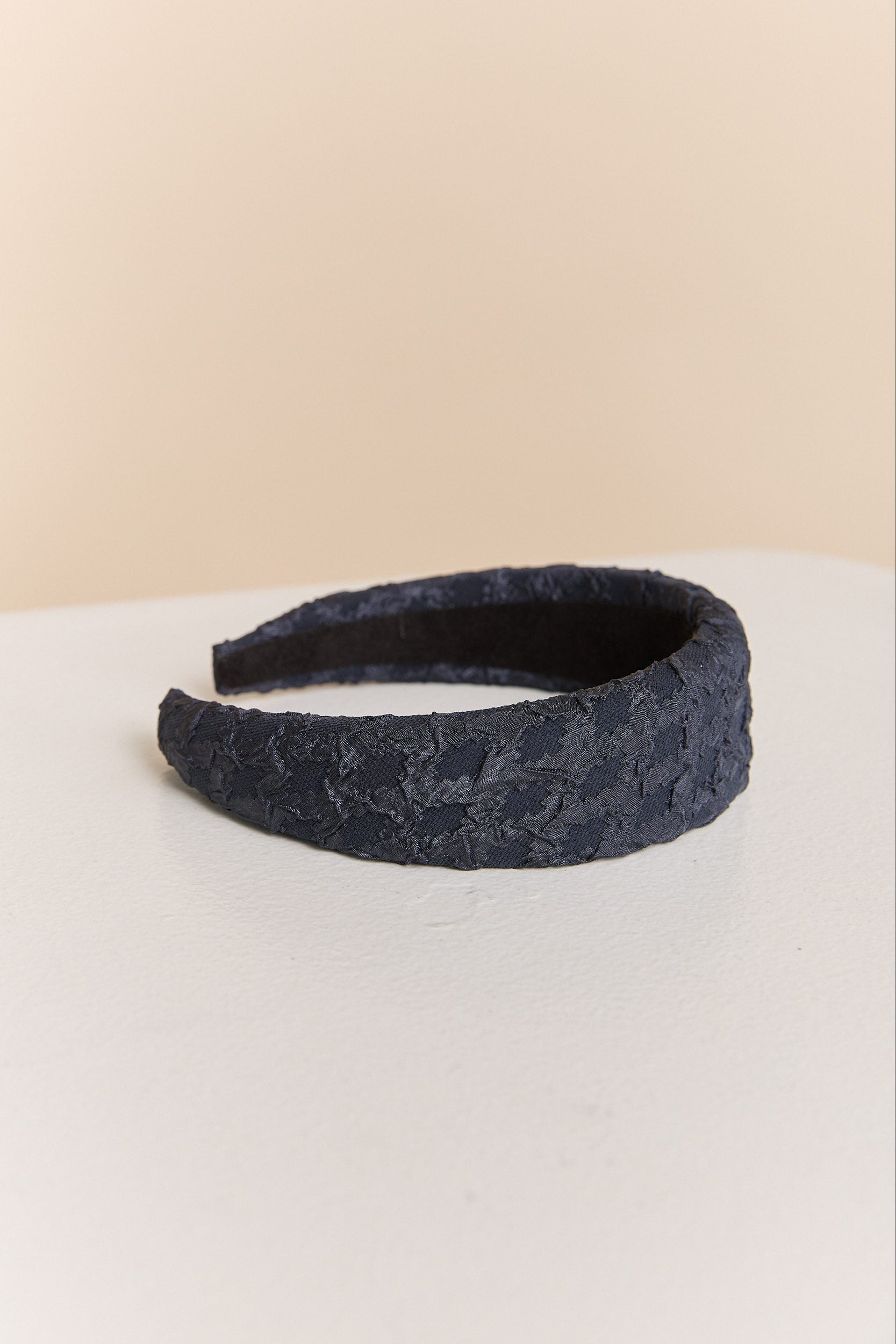 Textured hairband