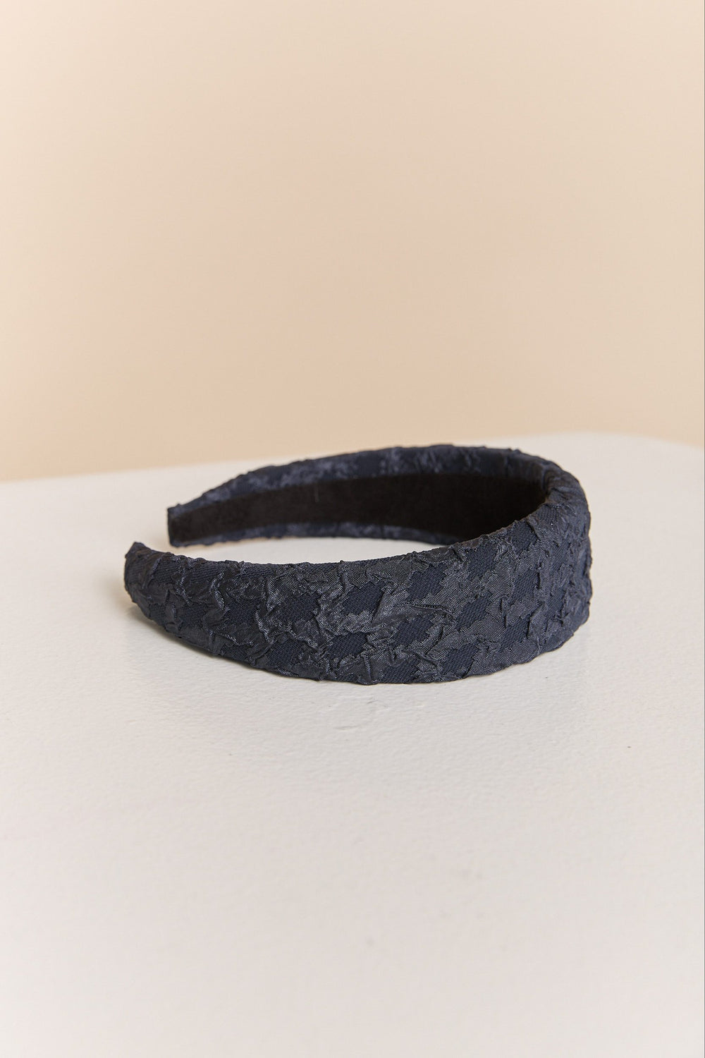Textured hairband