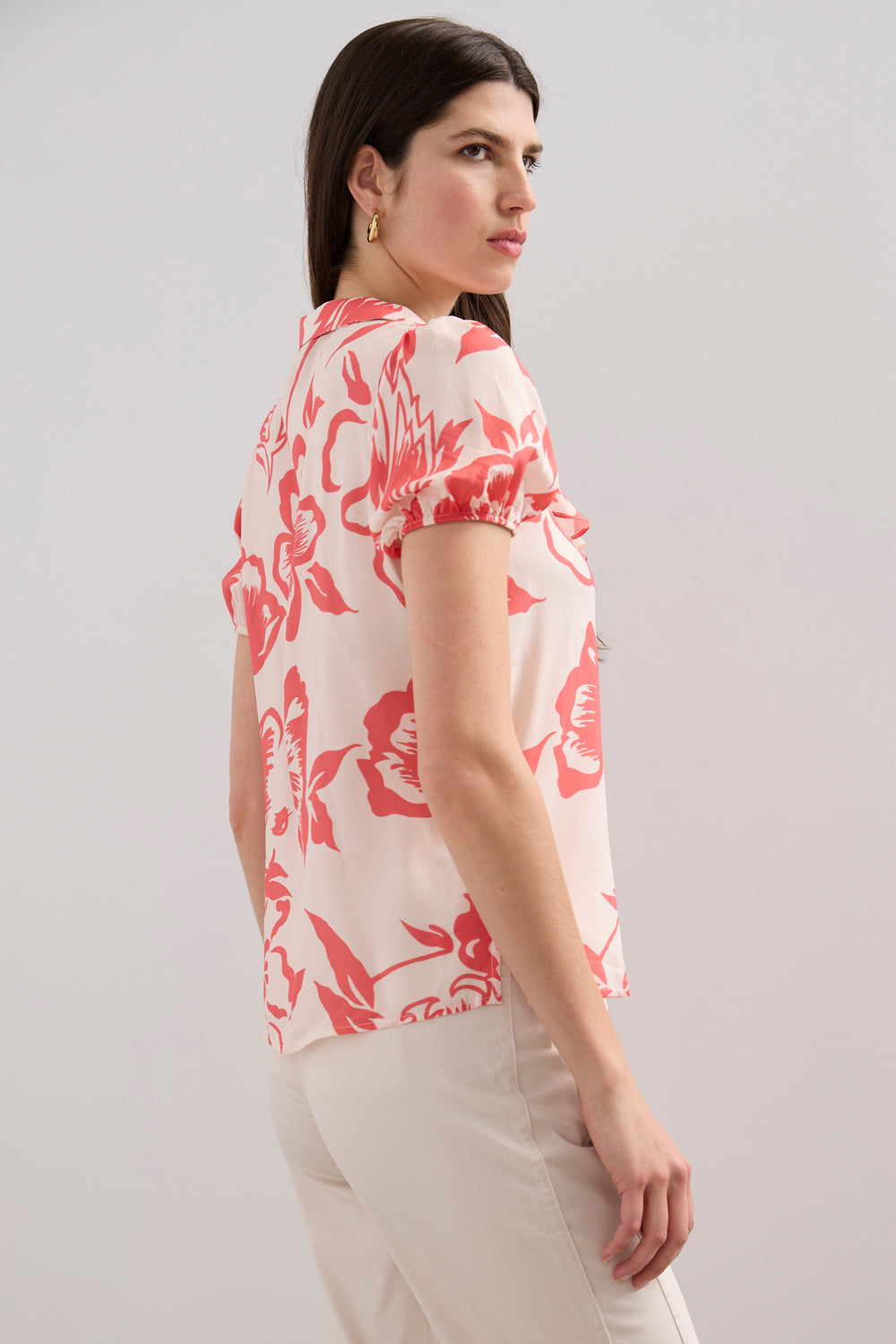 Blouse imprimée à manches courtes et volant