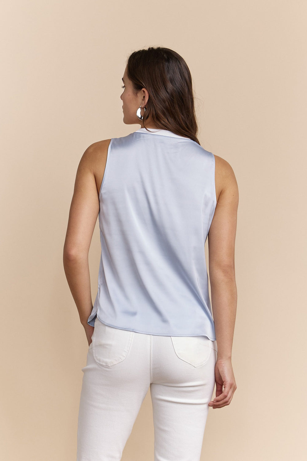 Sleeveless top with rib detail