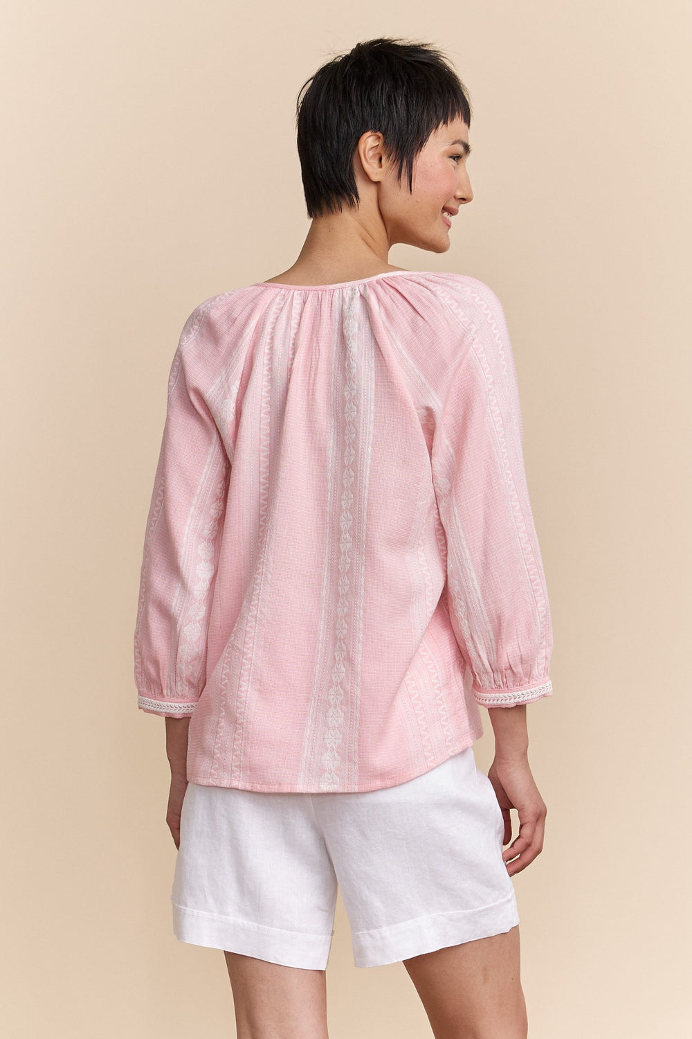 Blouse avec détails de broderie