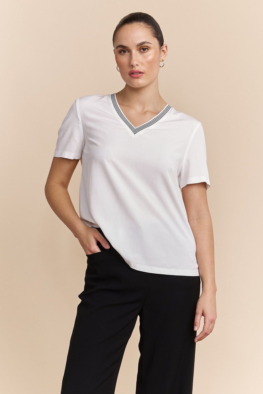 Short-sleeve top with jersey back