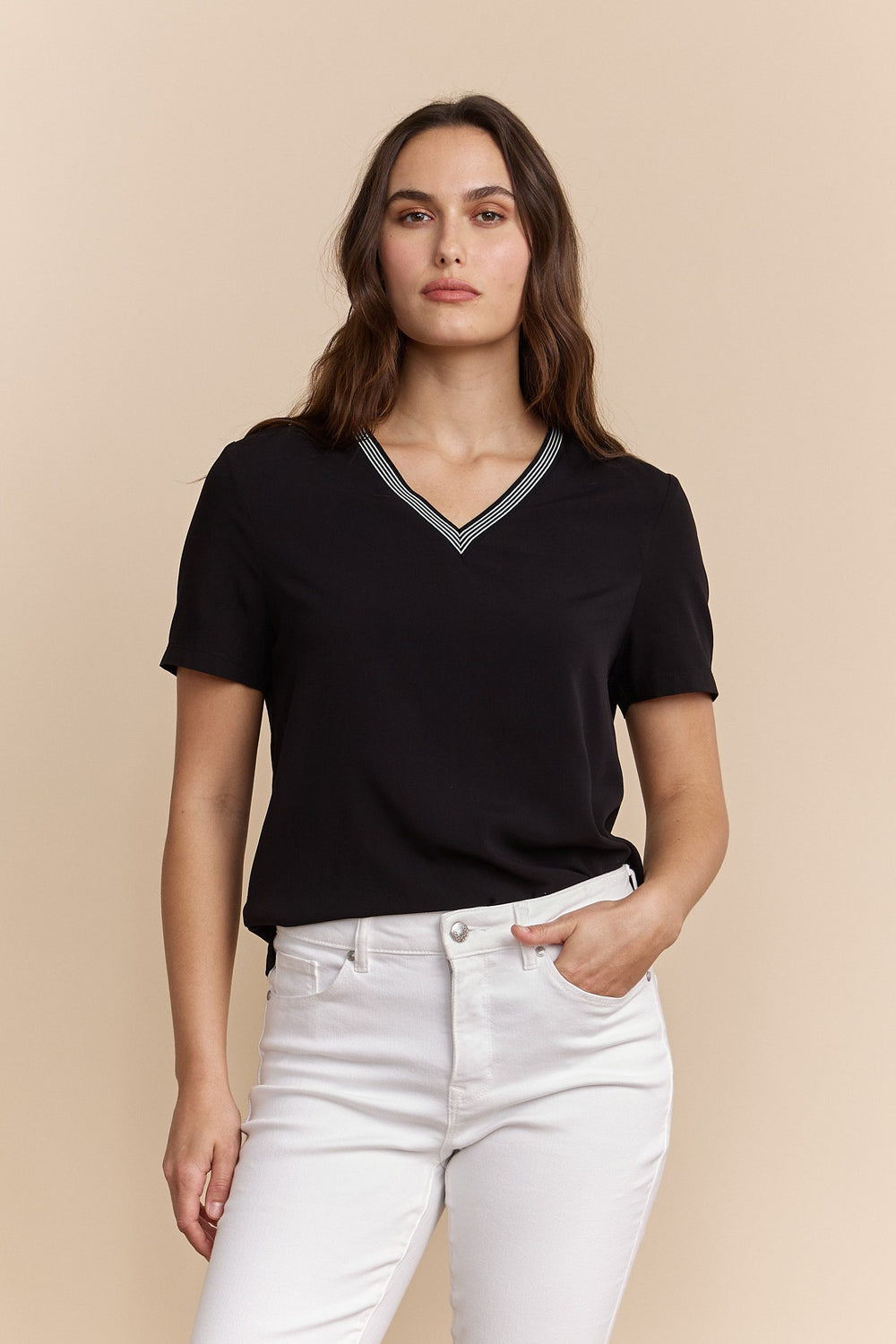 Short-sleeve top with jersey back
