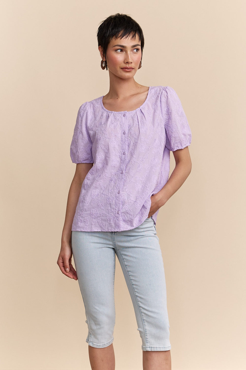 Blouse à manches bouffantes en broderie