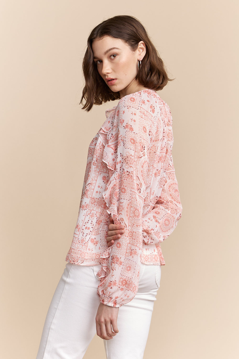 Blouse imprimée avec volants et cordon