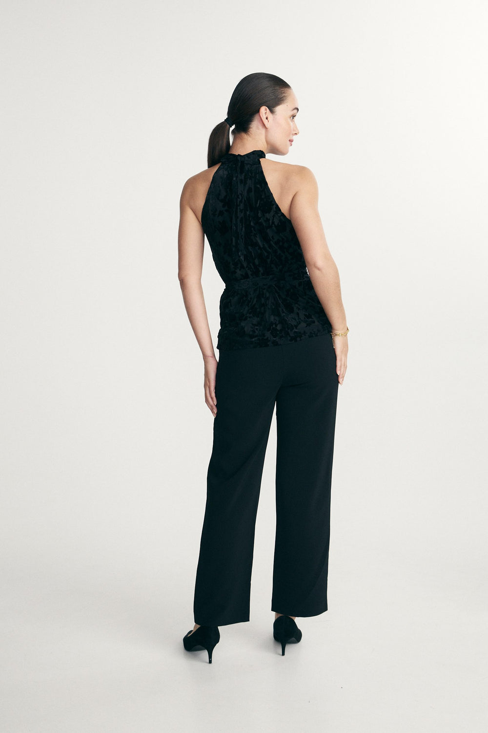 Halter top tied at back