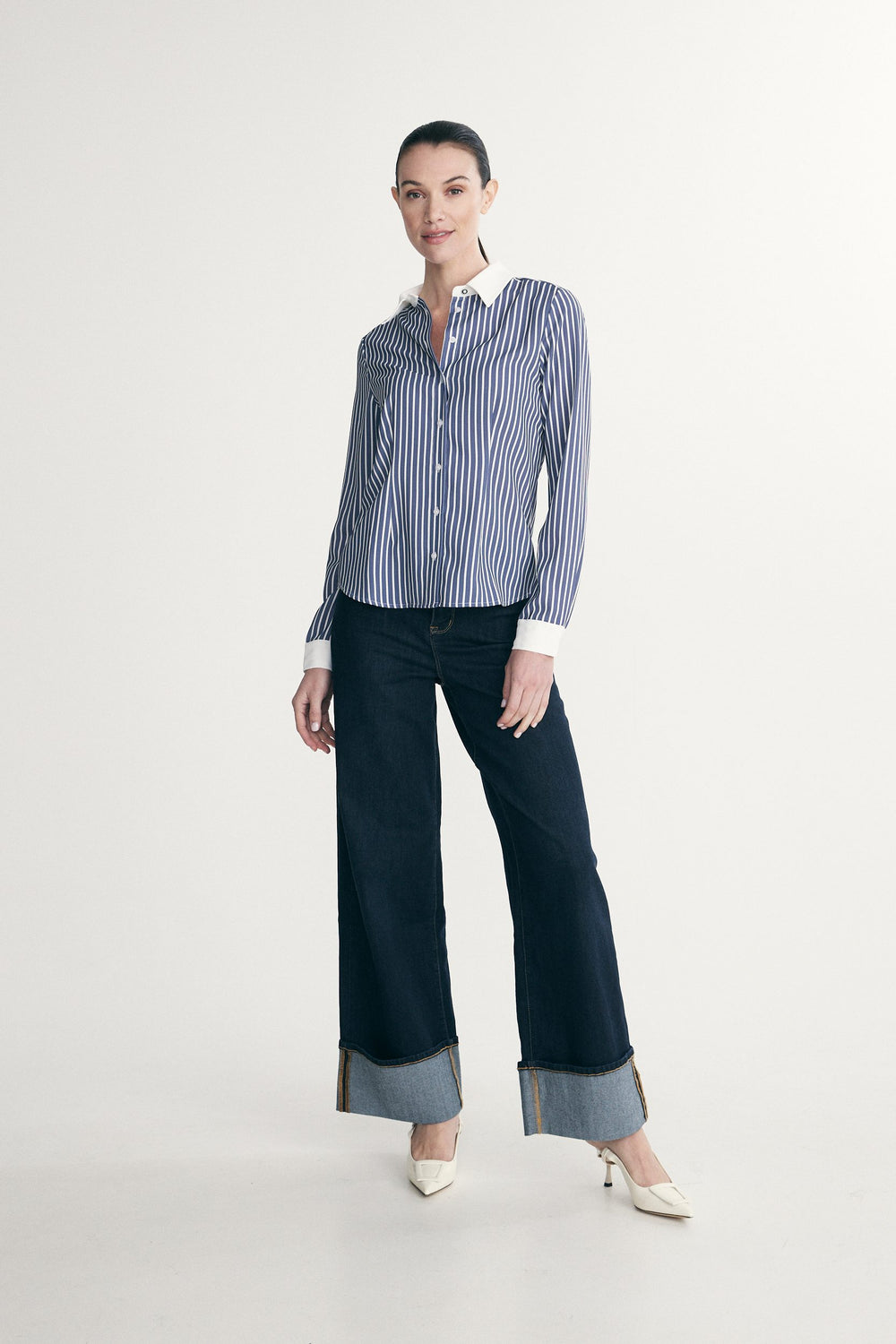 Semi-fitted striped shirt