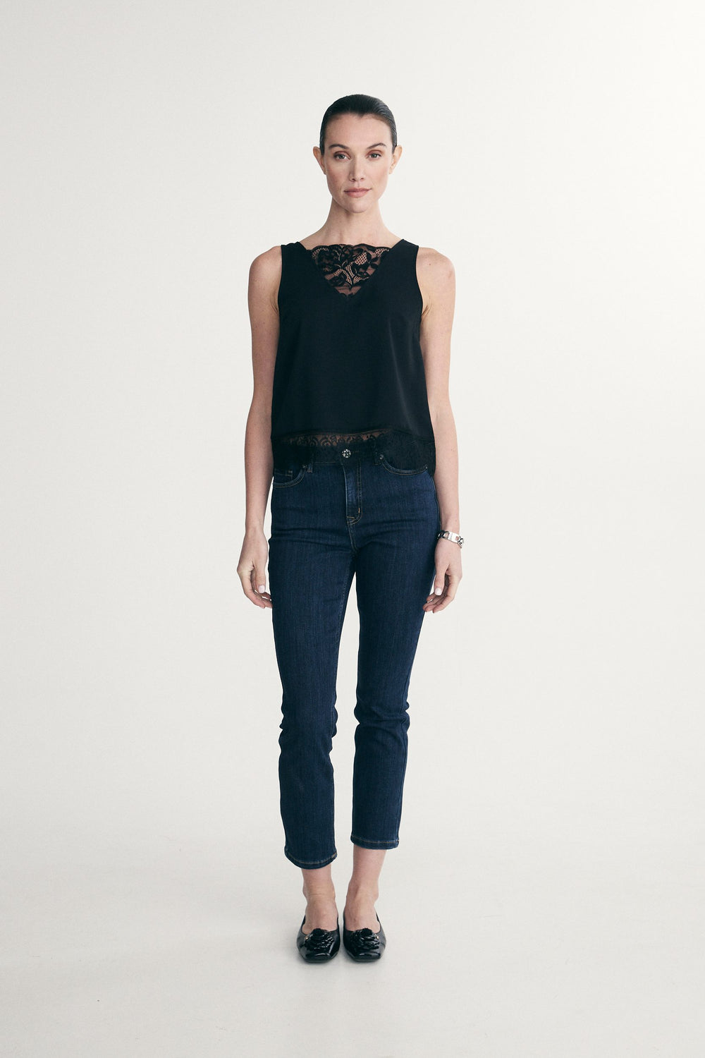 Sleeveless lace detail top