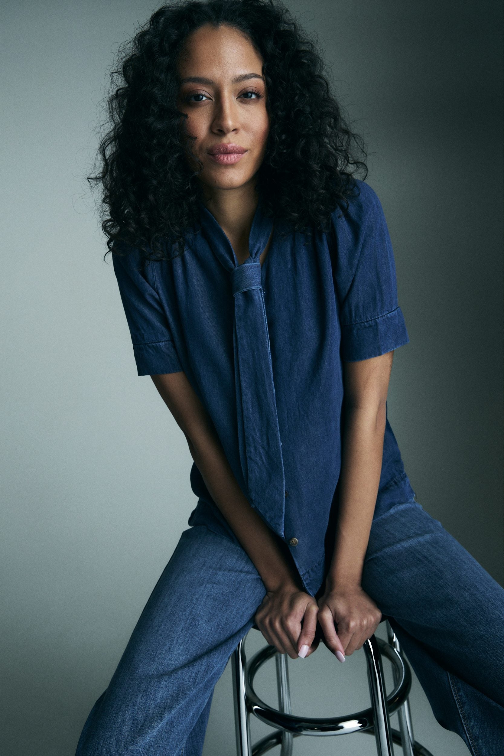 Blouse with tied neck