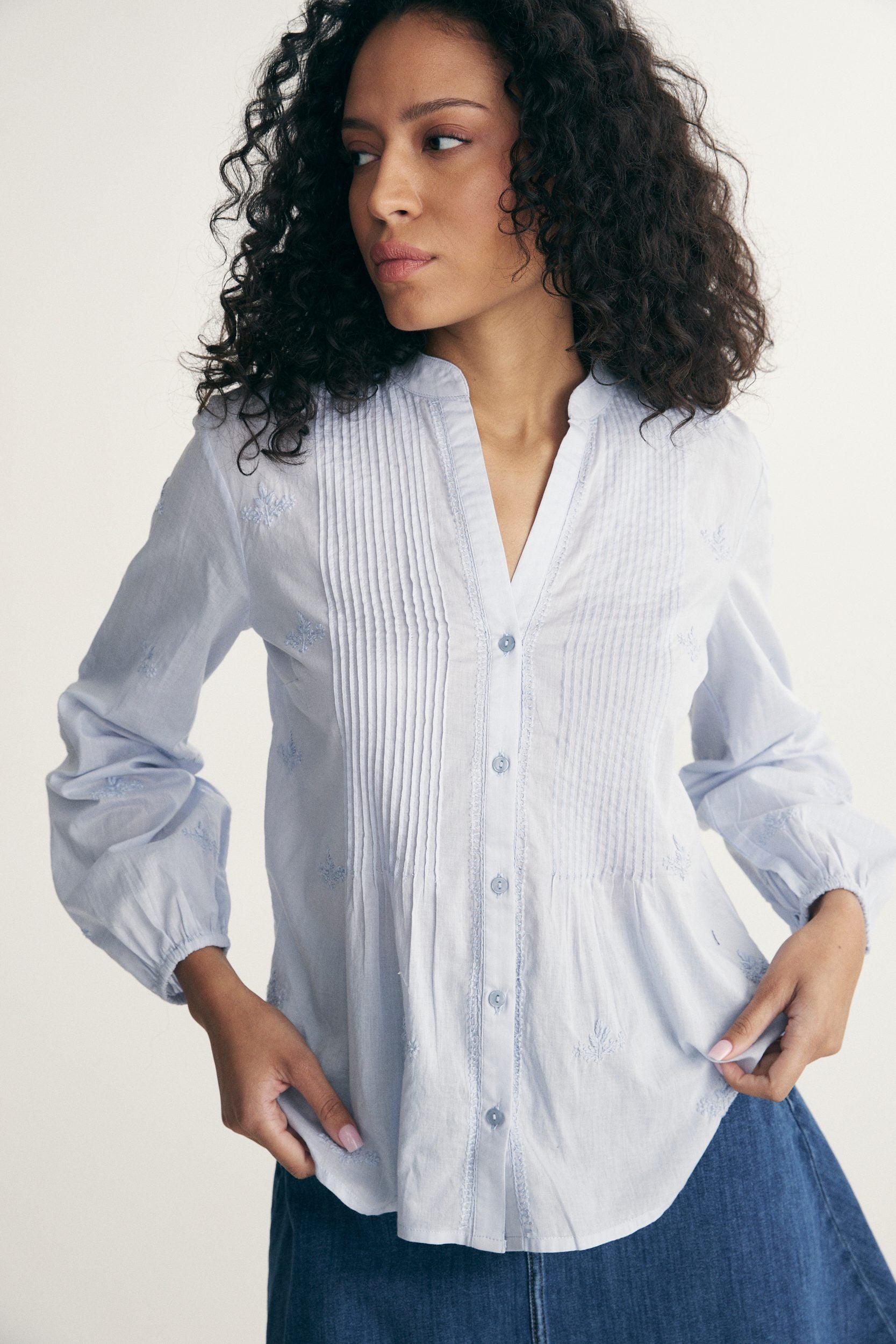 Chemise manche bouffante avec broderie