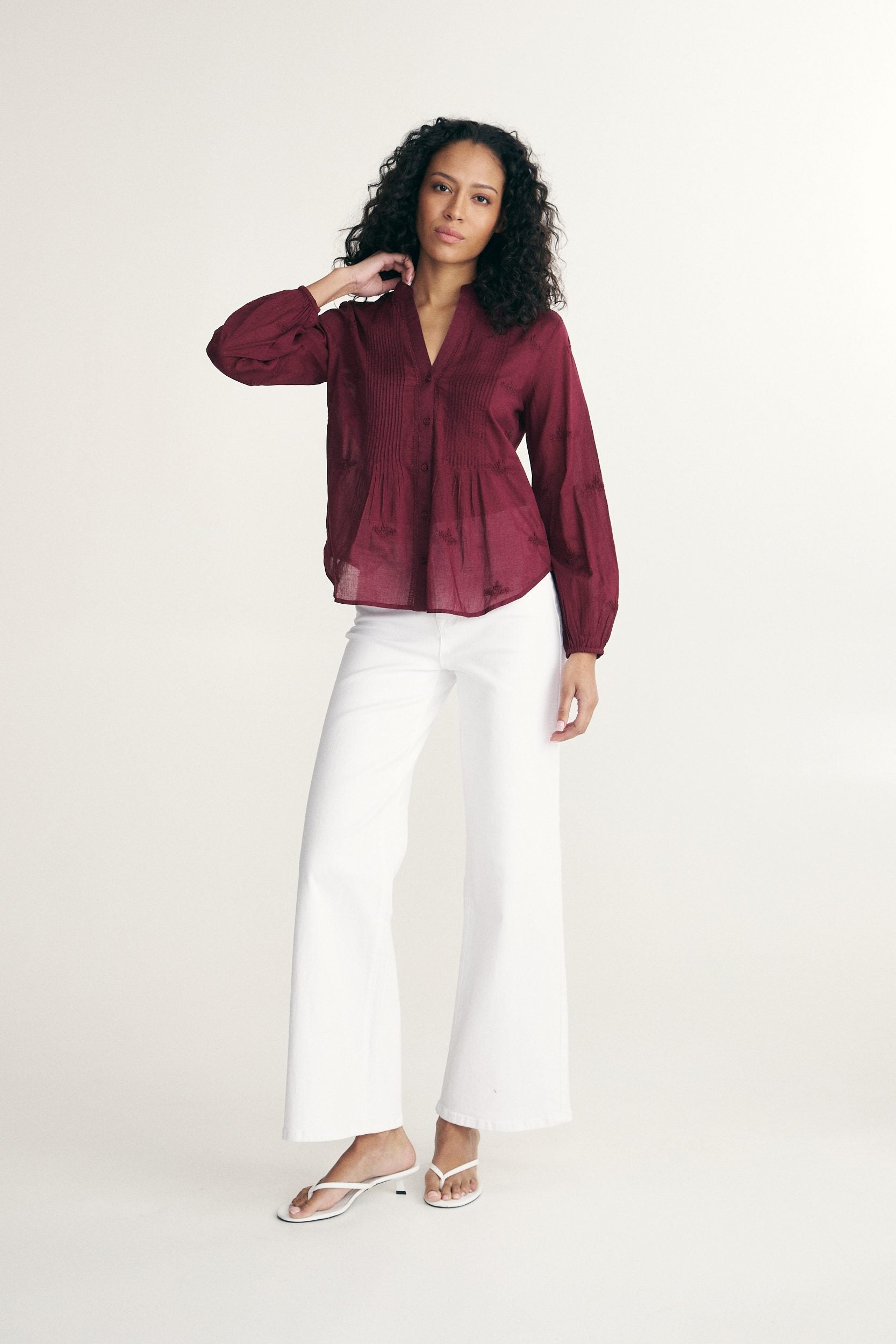 Chemise manche bouffante avec broderie