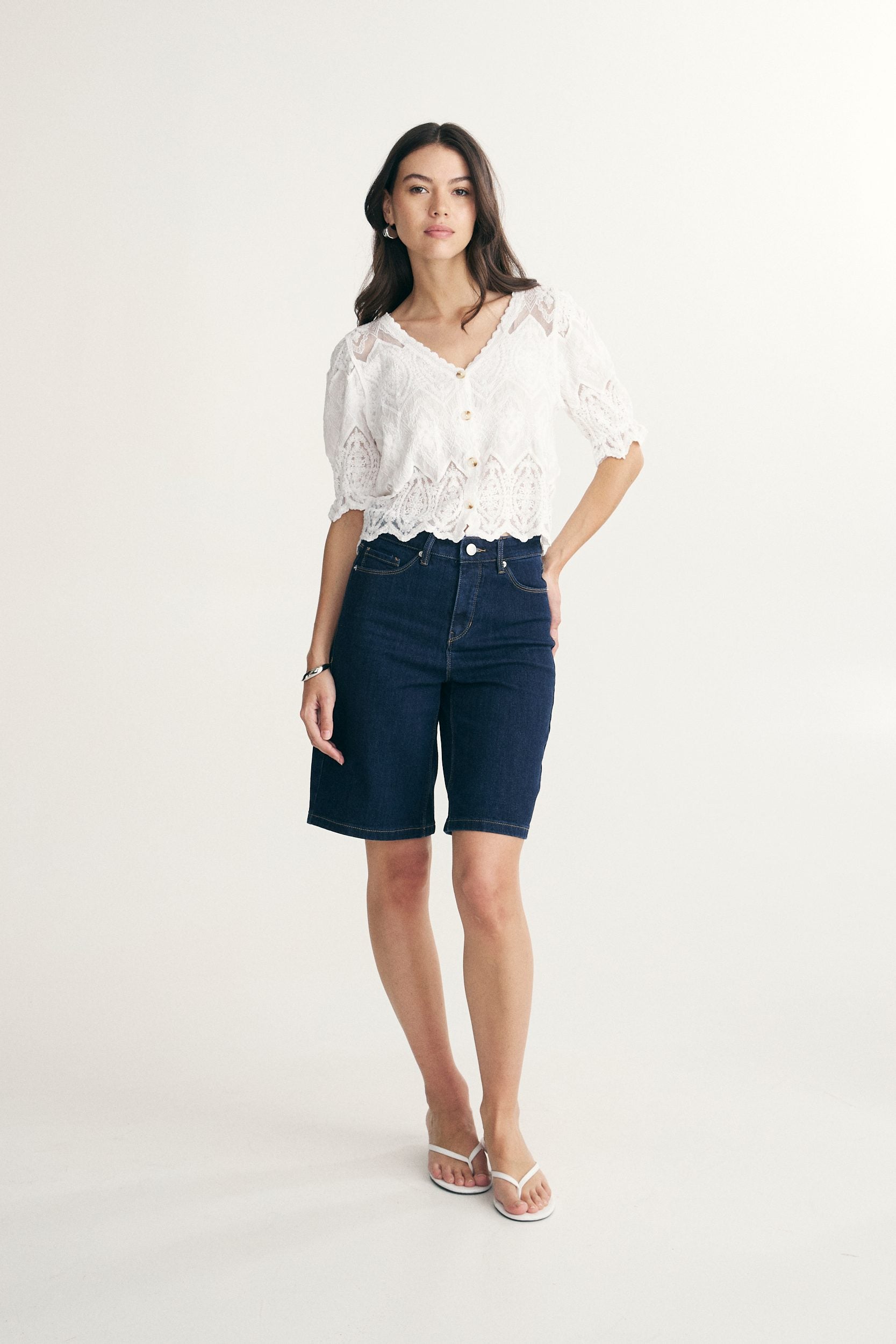 Blouse brodée