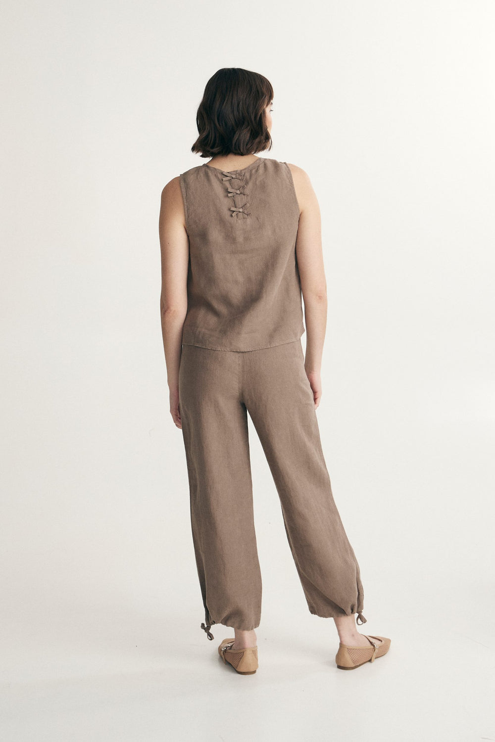 Sleeveless linen top