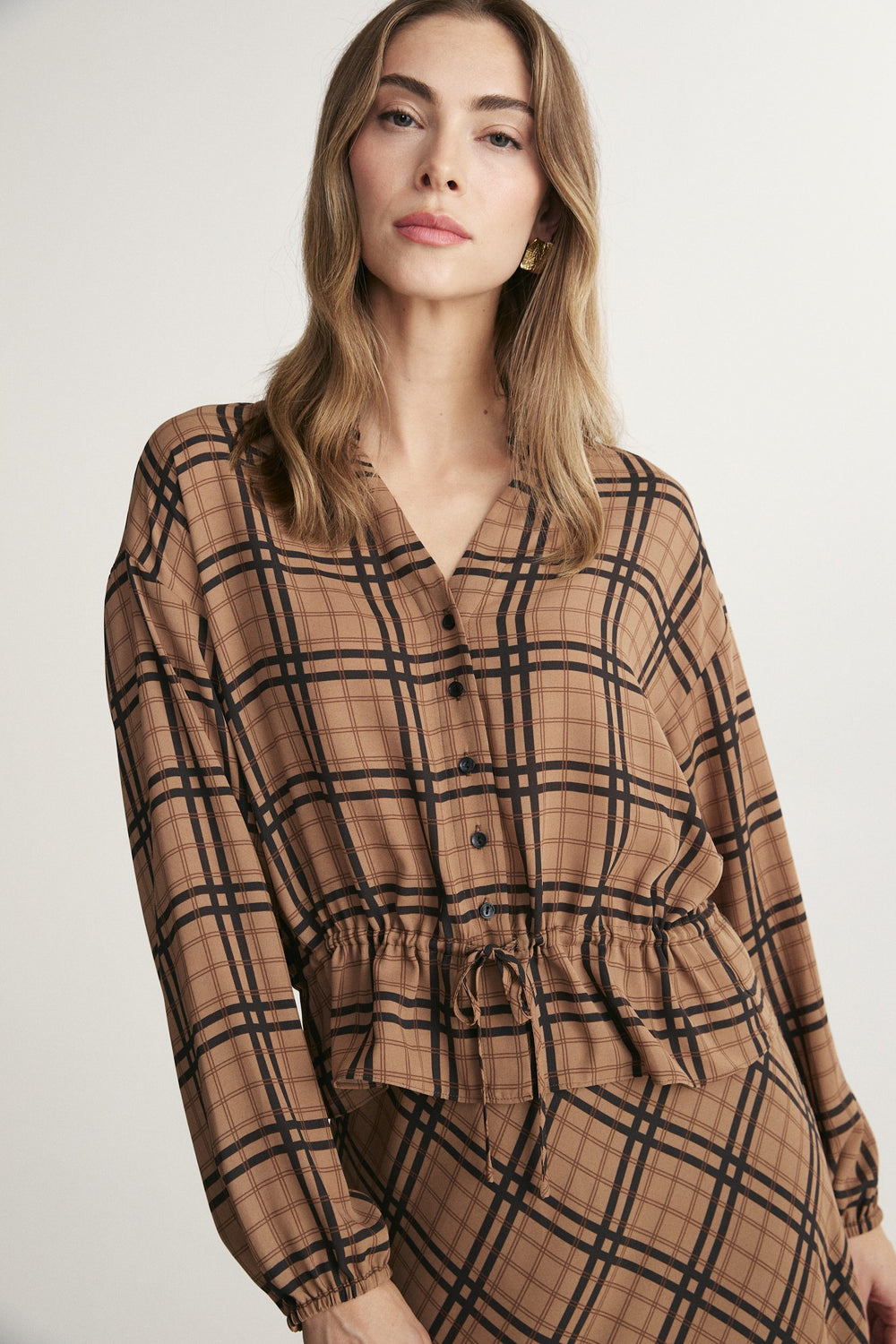Plaid drawstring blouse