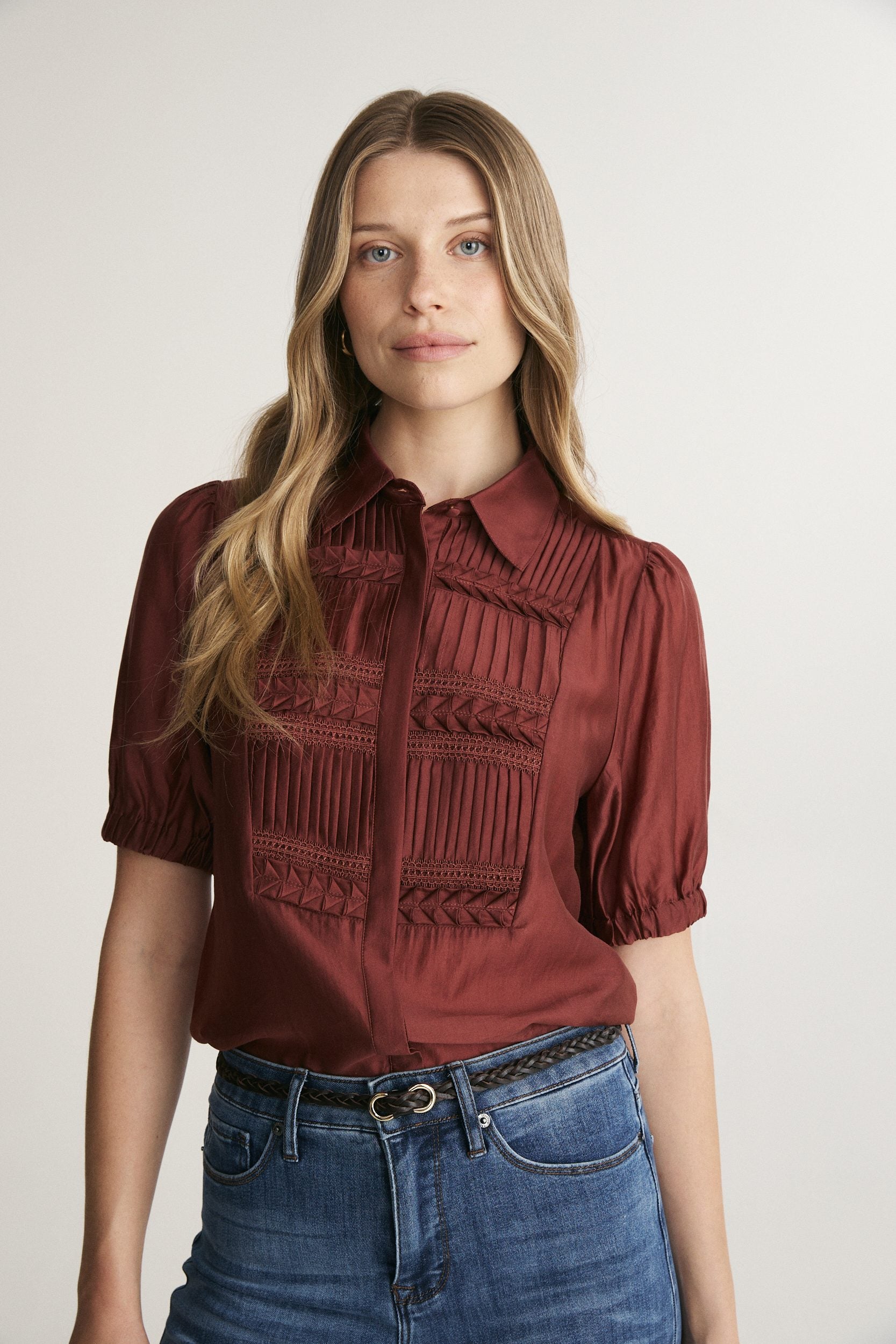 Short Sleeve Tencel Puff Blouse
