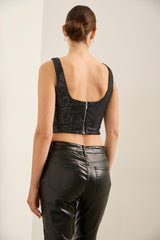 Sequined sleeveless cropped to