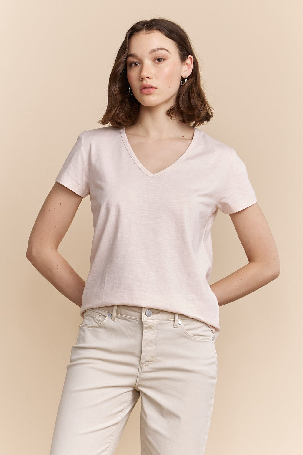 Basic V neck t-shirt