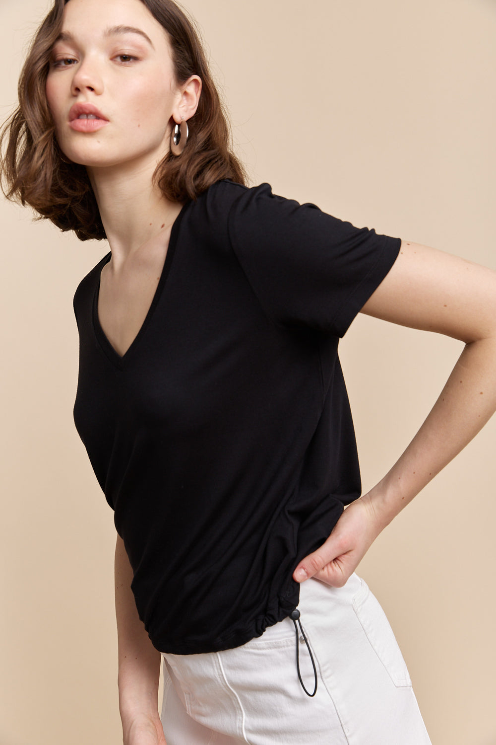 V-neck shirt with drawstring