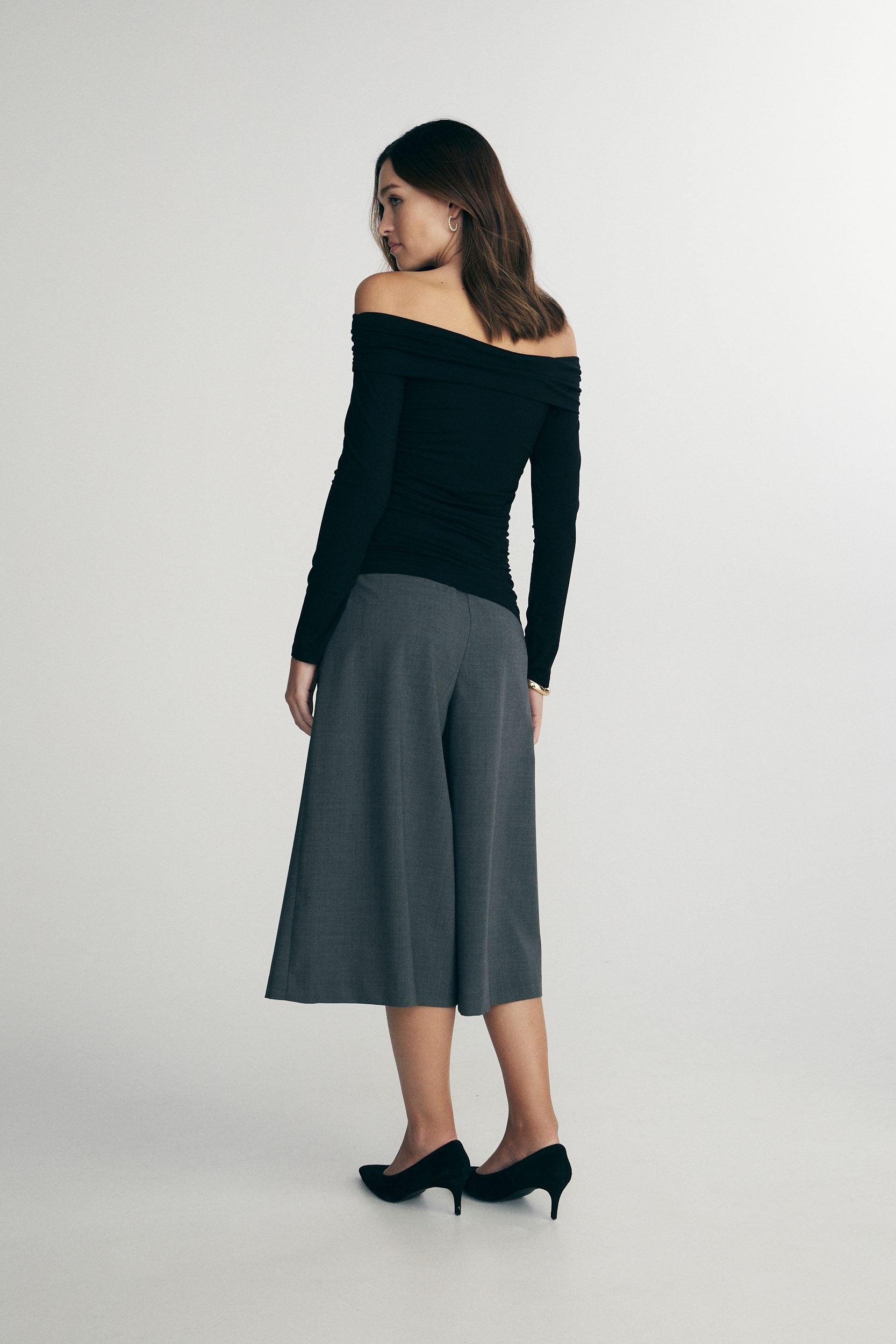 Off shoulder jersey top