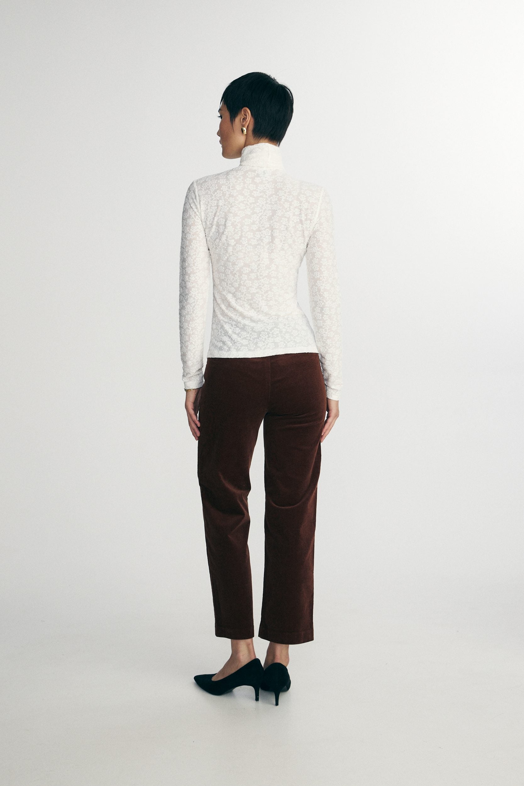 Turtle neck lace top