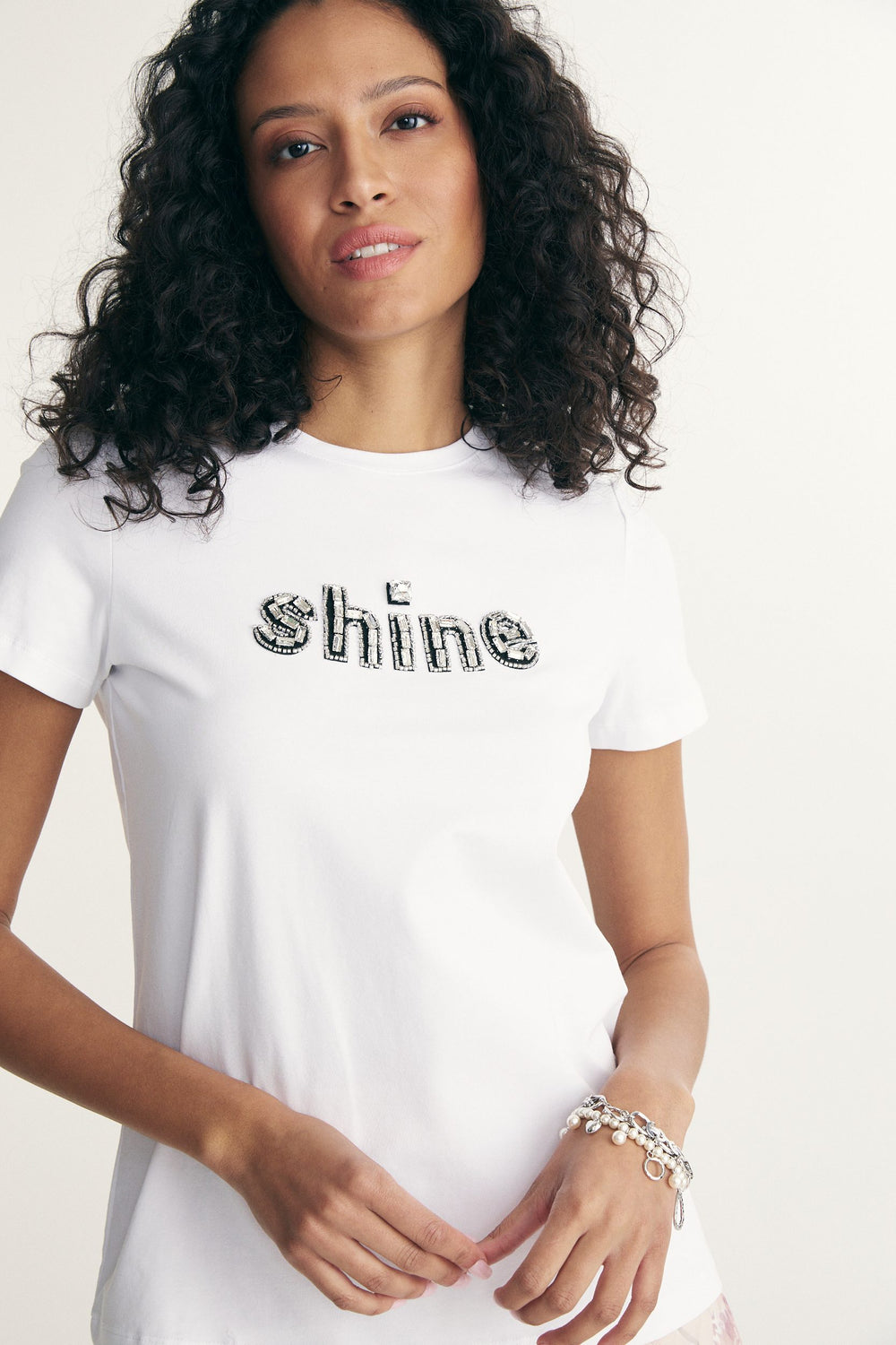 T-shirt coupe régulière avec pierres