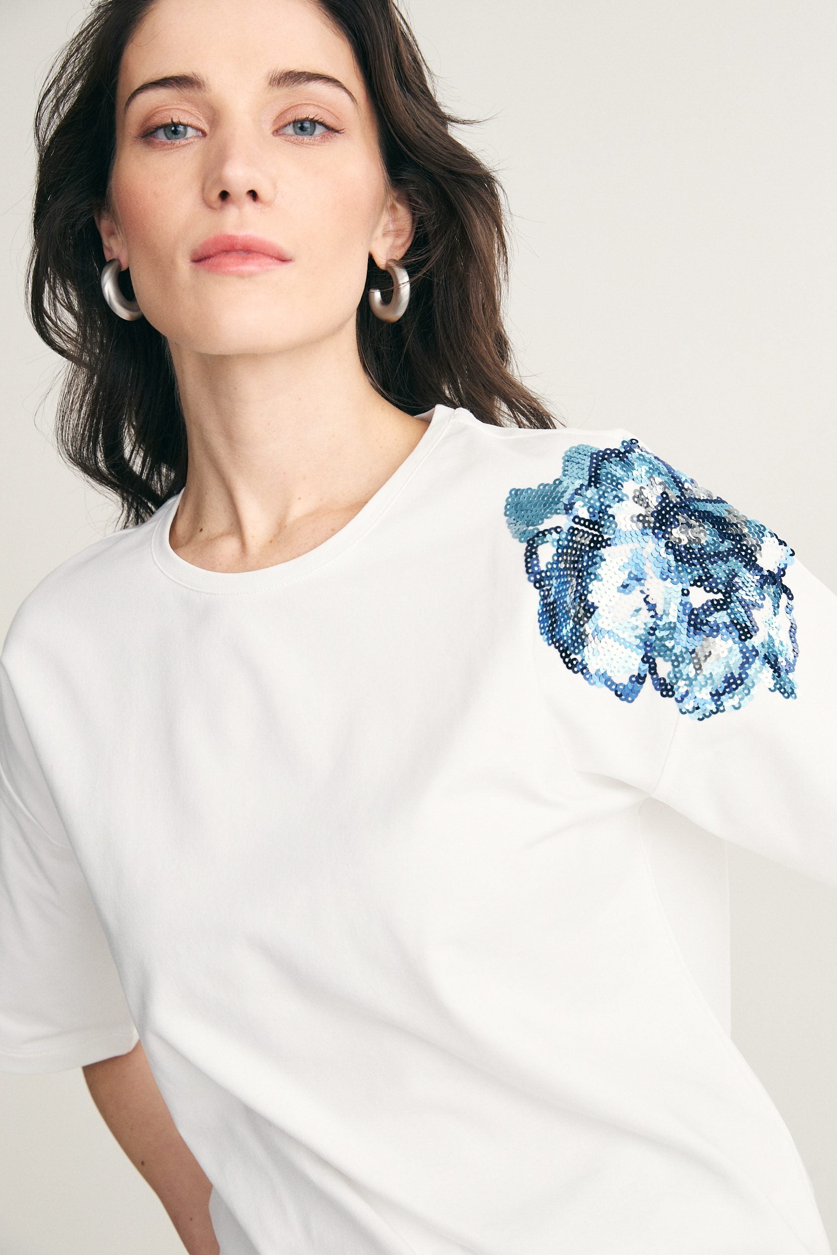 Floral sequins t-shirt