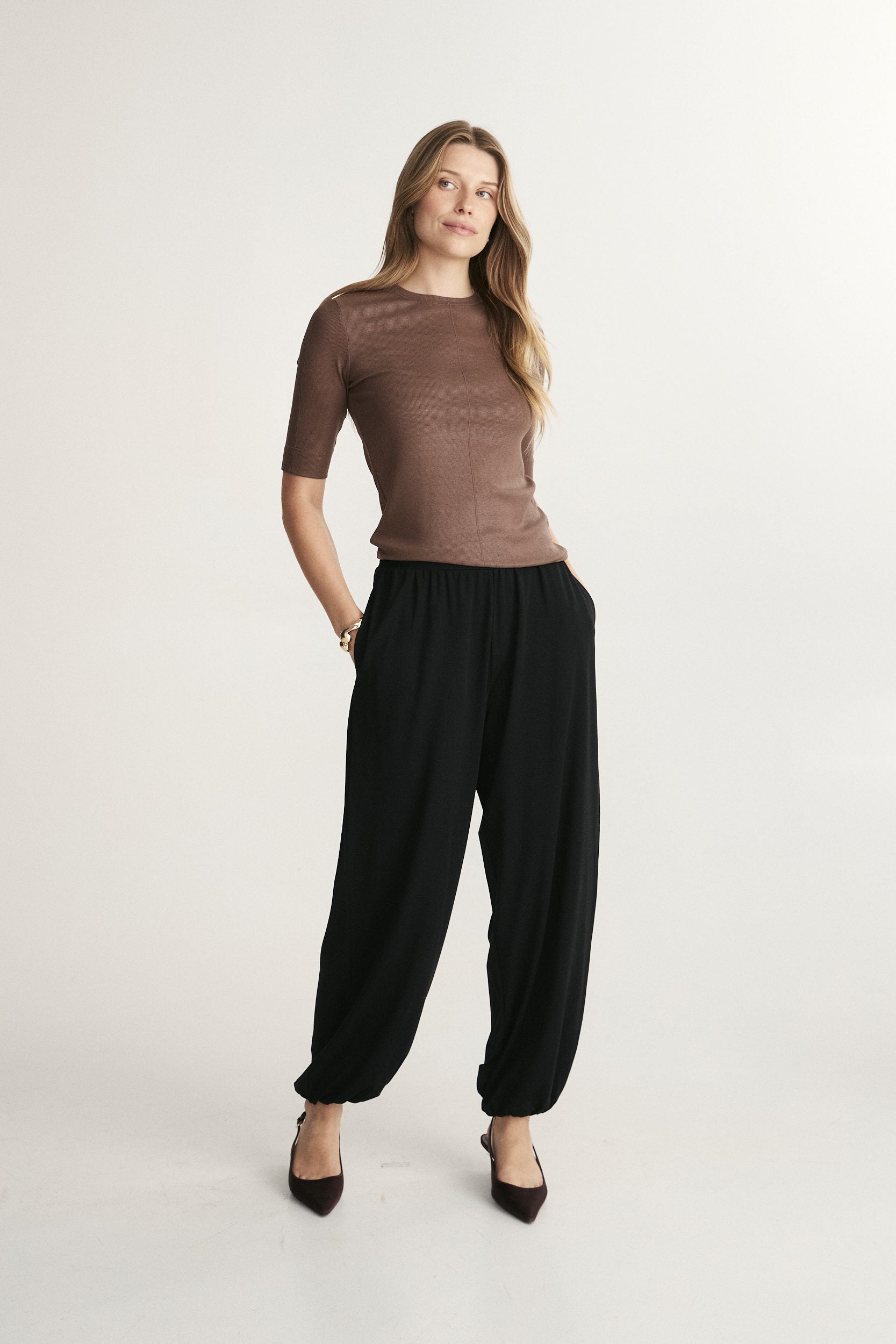Ribbed Crew Neck Top