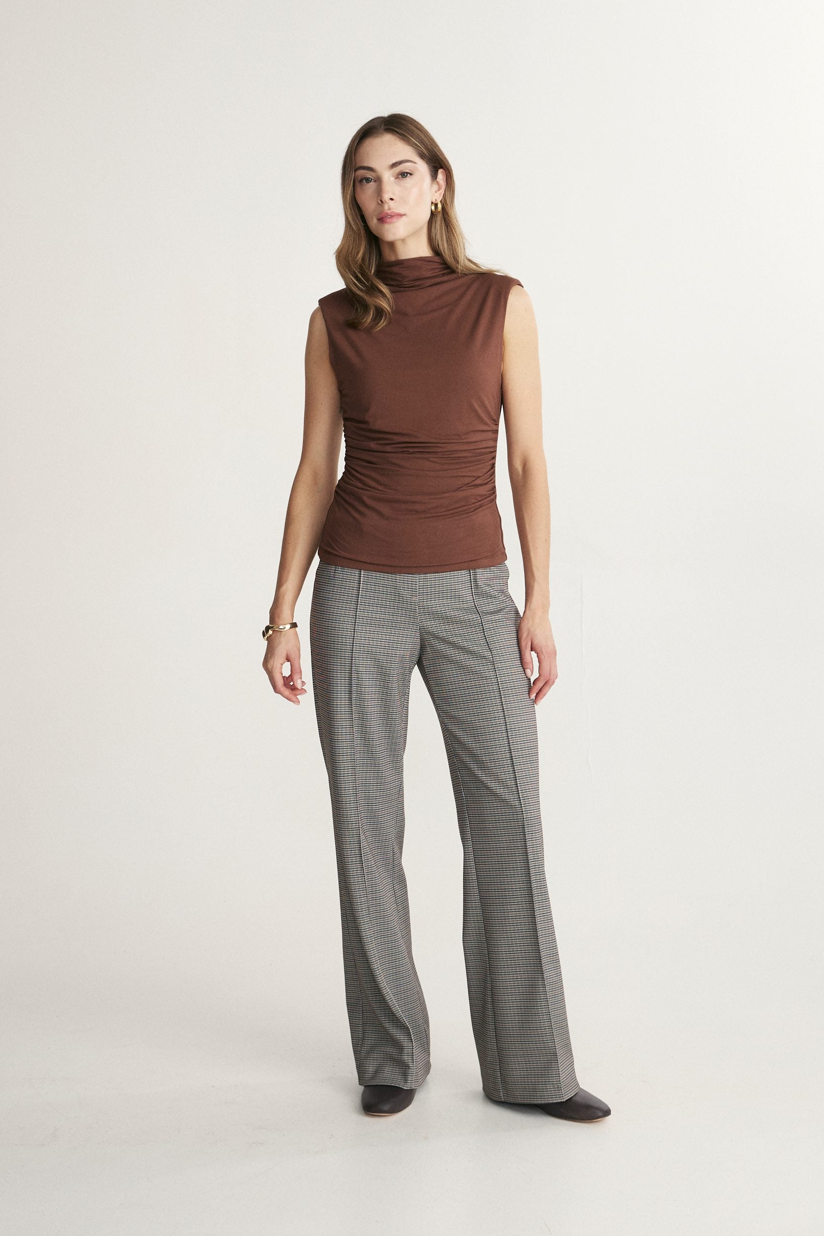 Fitted mock neck jersey top