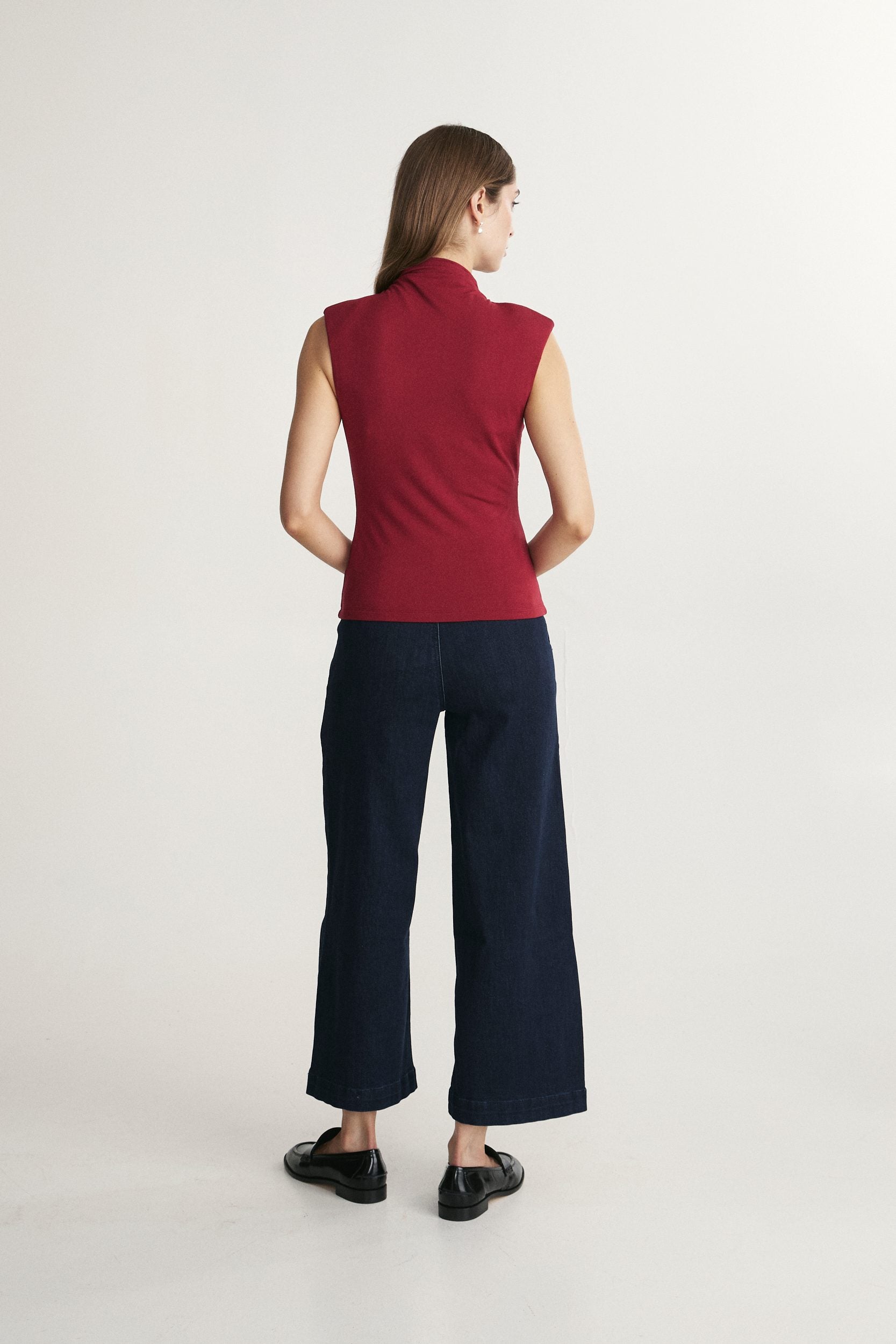 Fitted mock neck jersey top
