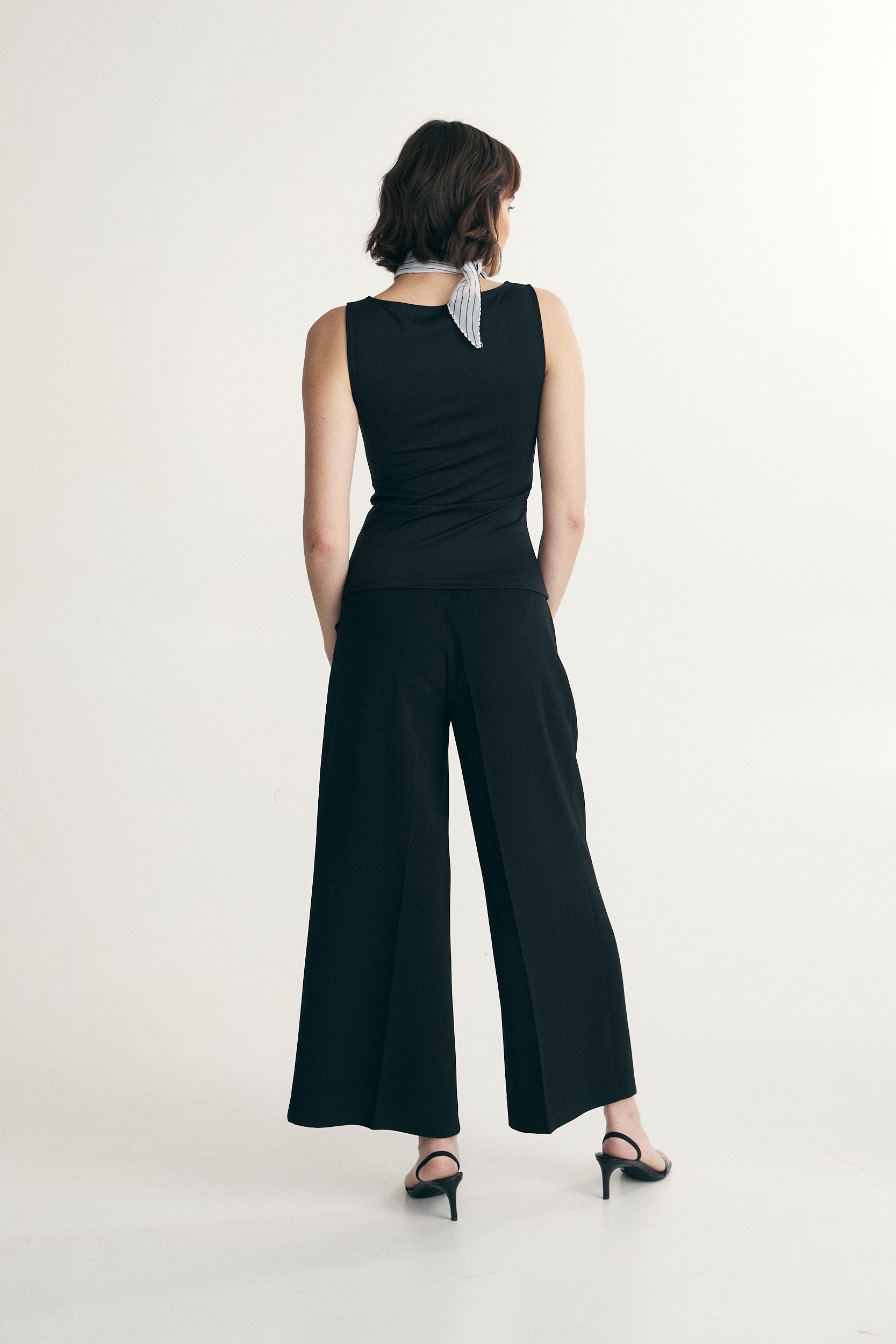 Boat neck top