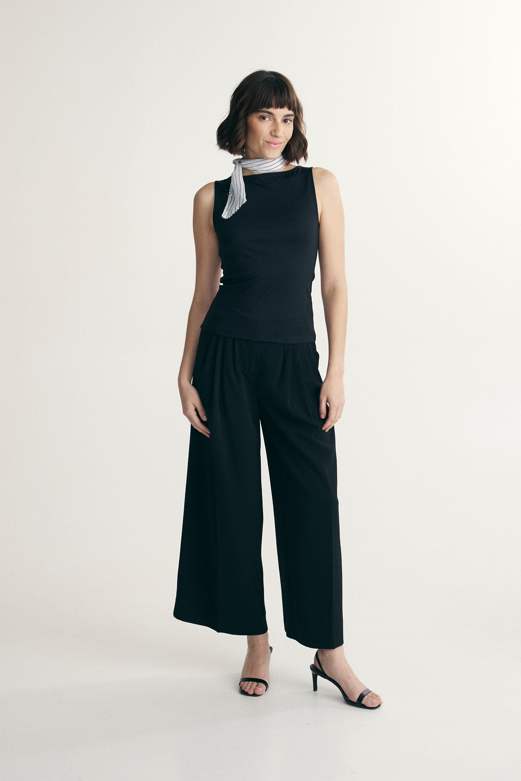 Boat neck top