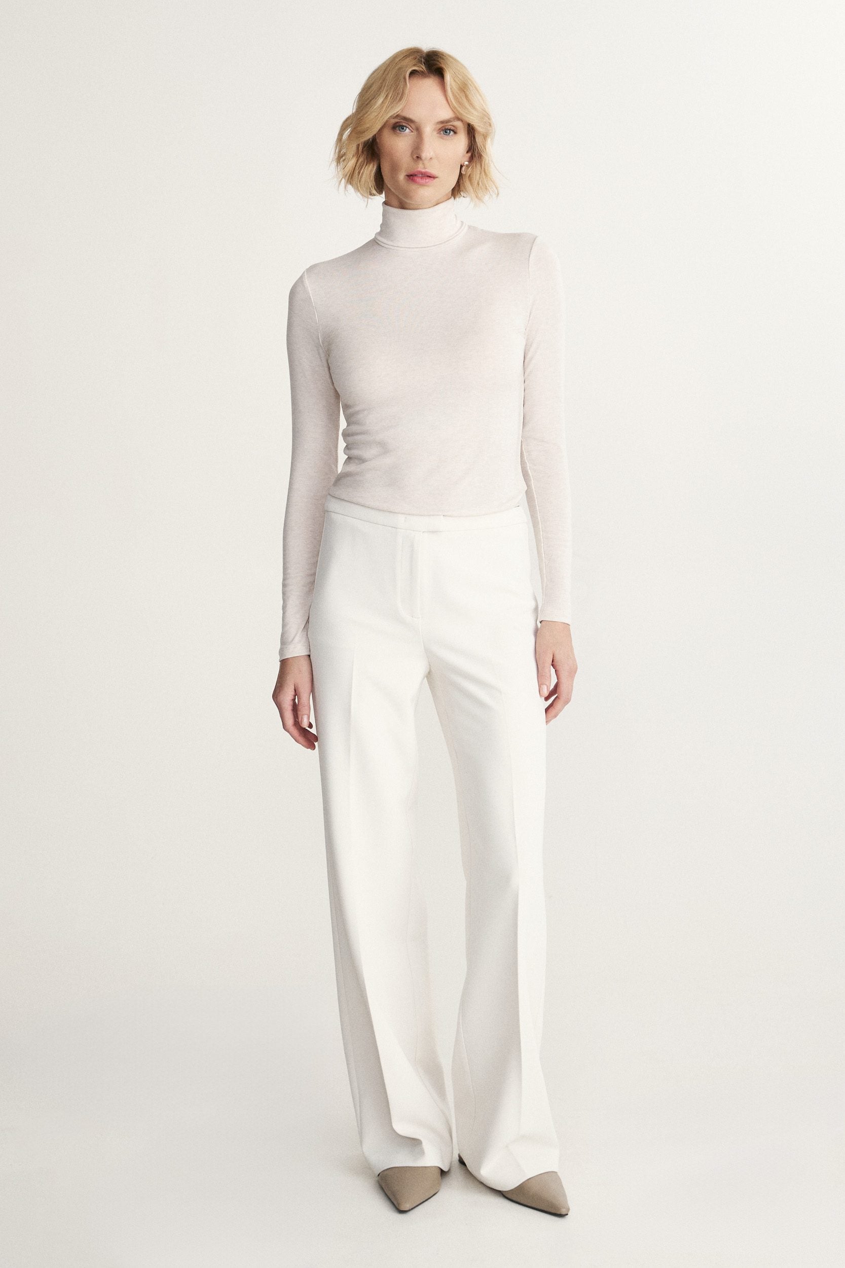 Stretch turtleneck