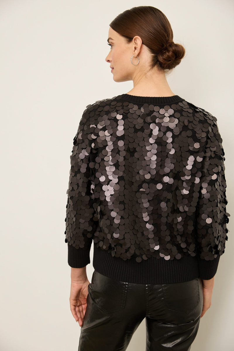 Loose sweater with sequins