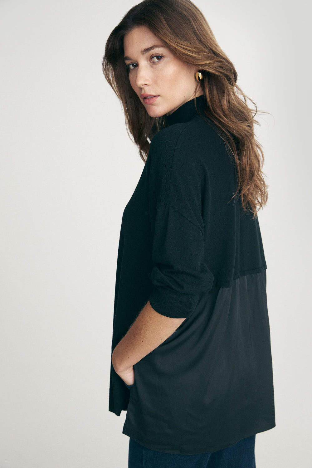 Relaxed fit sweater with satin back