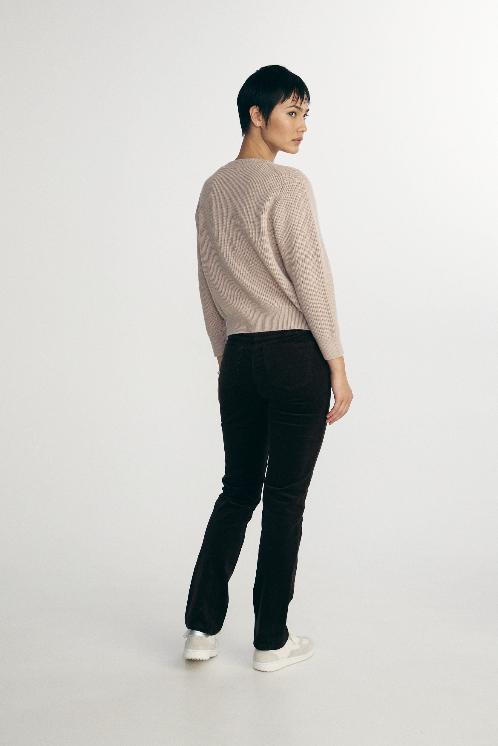 Relaxed crew neck sweater