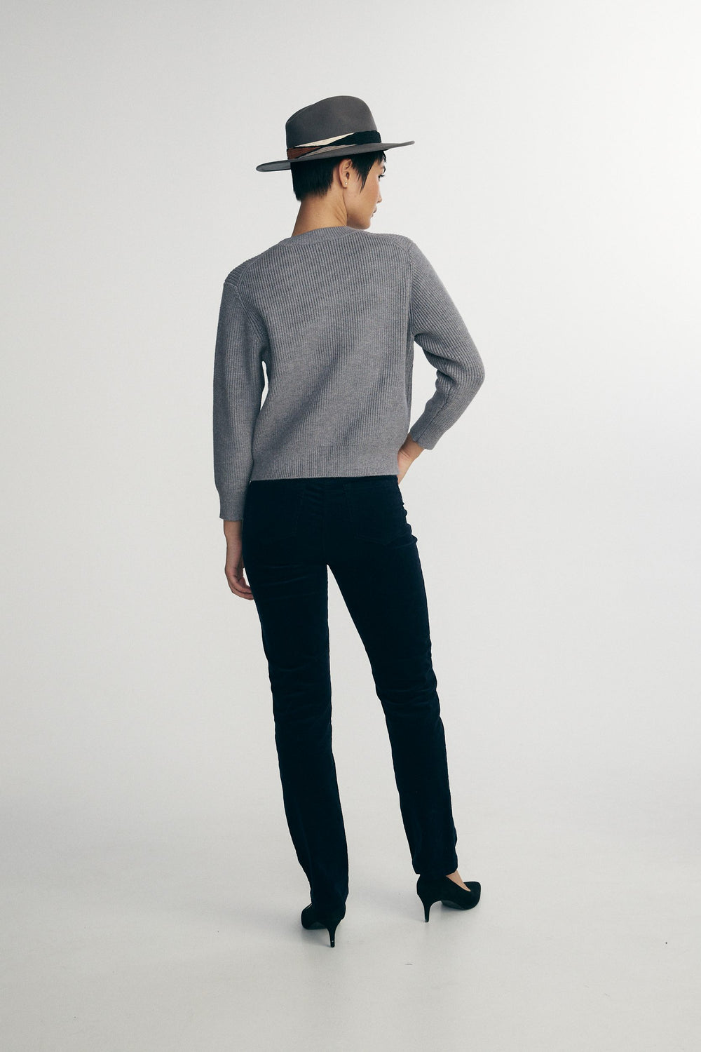 Relaxed crew neck sweater