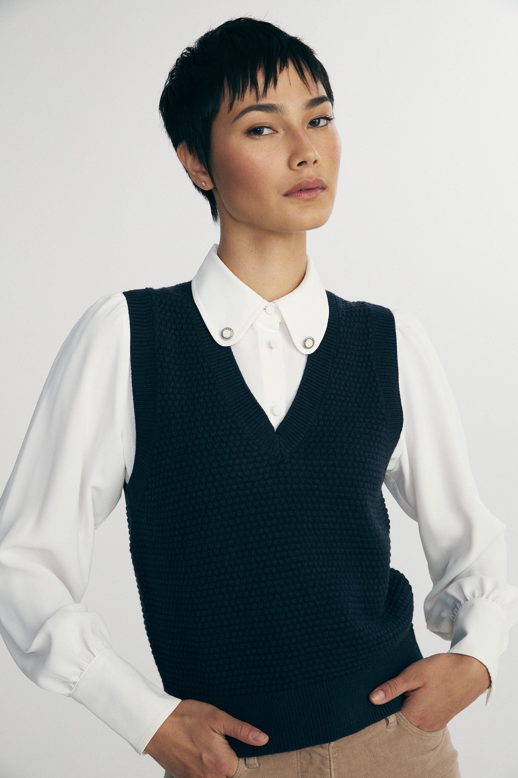 Sleeveless sweater