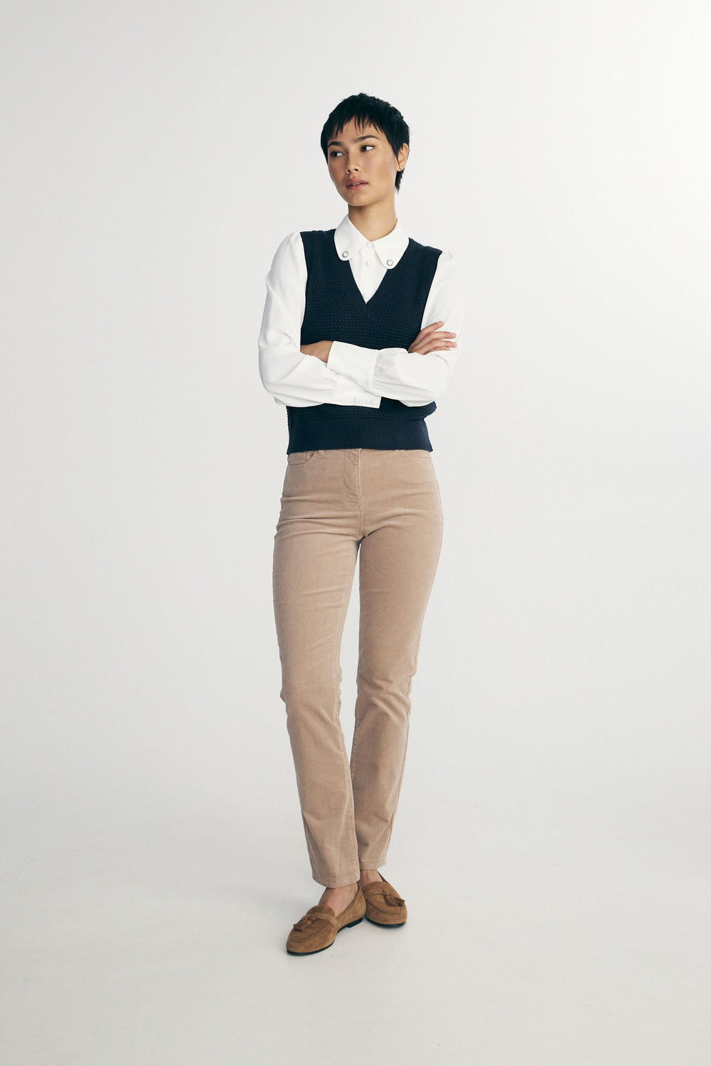 Sleeveless sweater