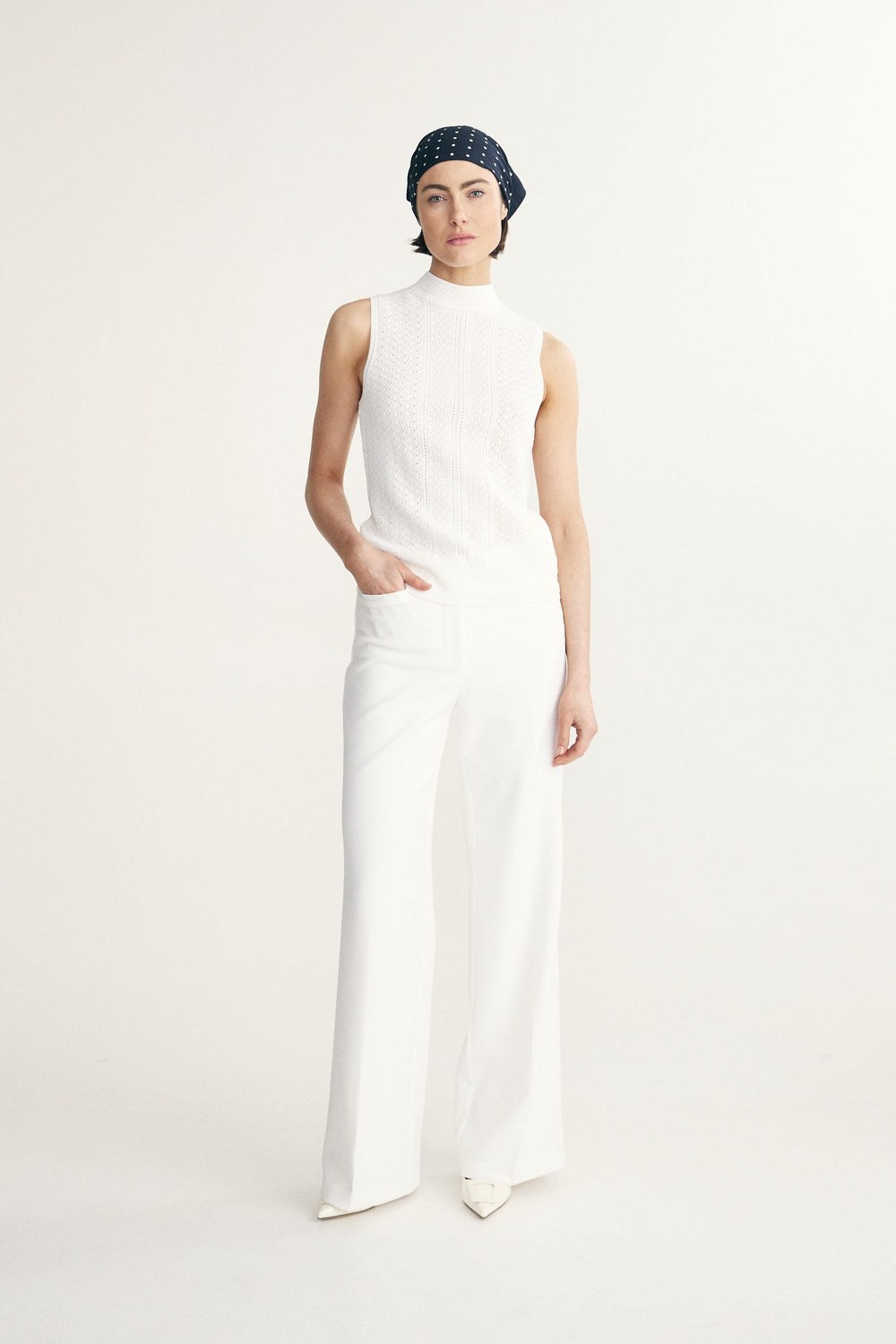 Haut sans manche en tricot pointelle